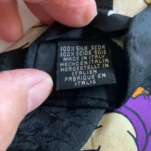 Disney textured Black, 100% silk tie with  the seven dwarfs - Picture 4 of 4